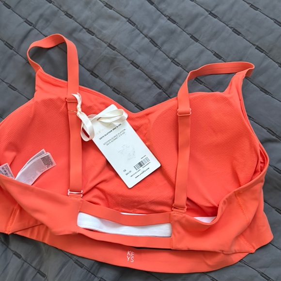 NWT Atlhleta x Alicia Keys Vibrant Orange Sports Bra with Adjustable Straps 1X - Picture 7 of 8